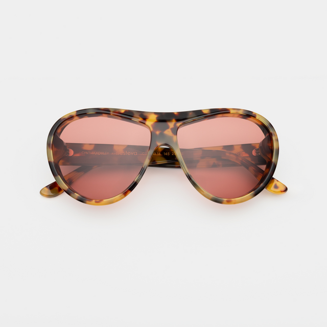 Cynthia Rowley x illesteva Sunglasses shown with temples folded. Featured in Cynthia Rowley x illesteva front view in Tortoise with Bordeaux See Through