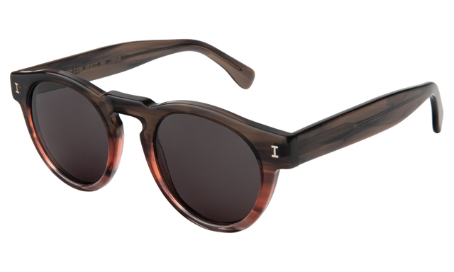 Leonard Sunglasses Side Profile in Sedona / Grey