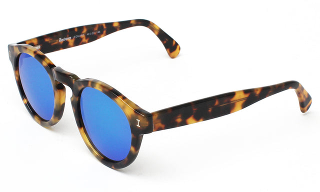 Leonard Sunglasses Side Profile in Tortoise / Blue Mirror