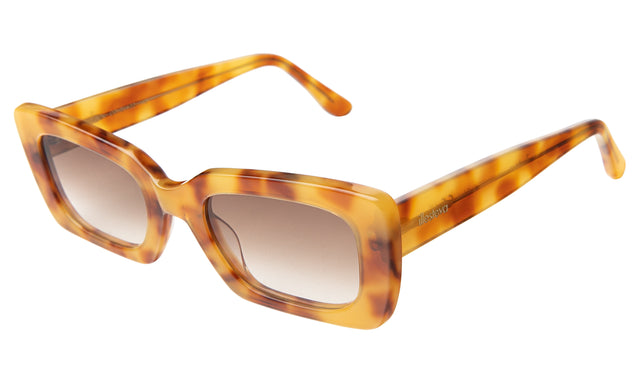 Wilson Sunglasses Side Profile in Amber / Brown Flat Gradient