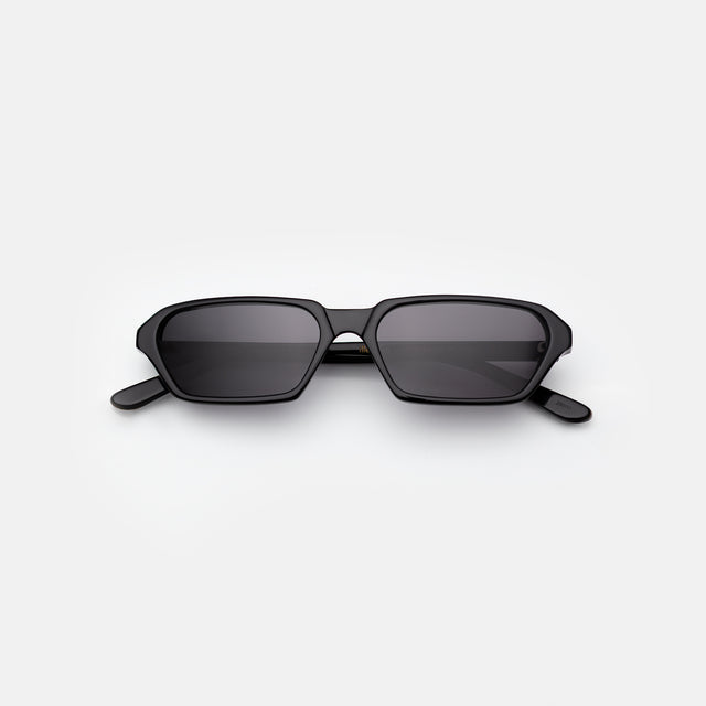  Baxter II Sunglasses side view in Black / Grey