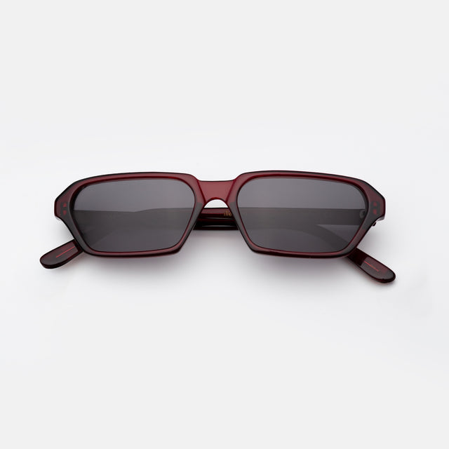 Baxter II Sunglasses side view in Burgundy / Grey