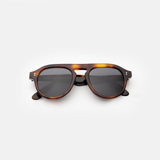 Bergen III Sunglasses side view in Havana / Grey