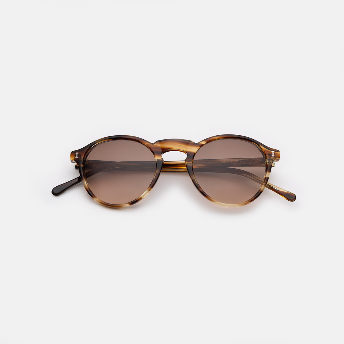 Capri Sunglasses in Sand Dune with Brown Gradient lenses