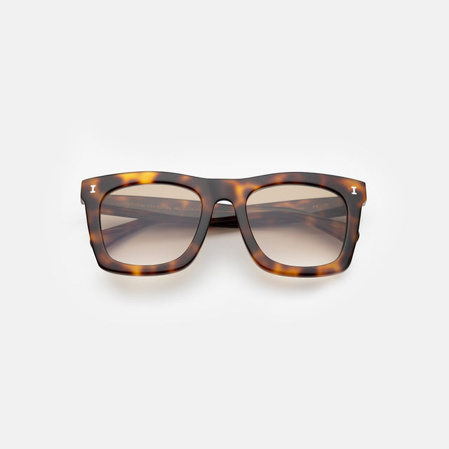 Charleston Sunglasses side view in Havana / Taupe Flat Gradient