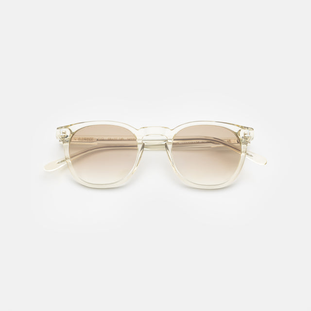 Eldridge 48 Sunglasses side view in Champagne / Taupe Flat Gradient