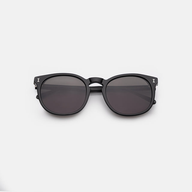 Eldridge 56 Sunglasses side view in Black / Grey Flat