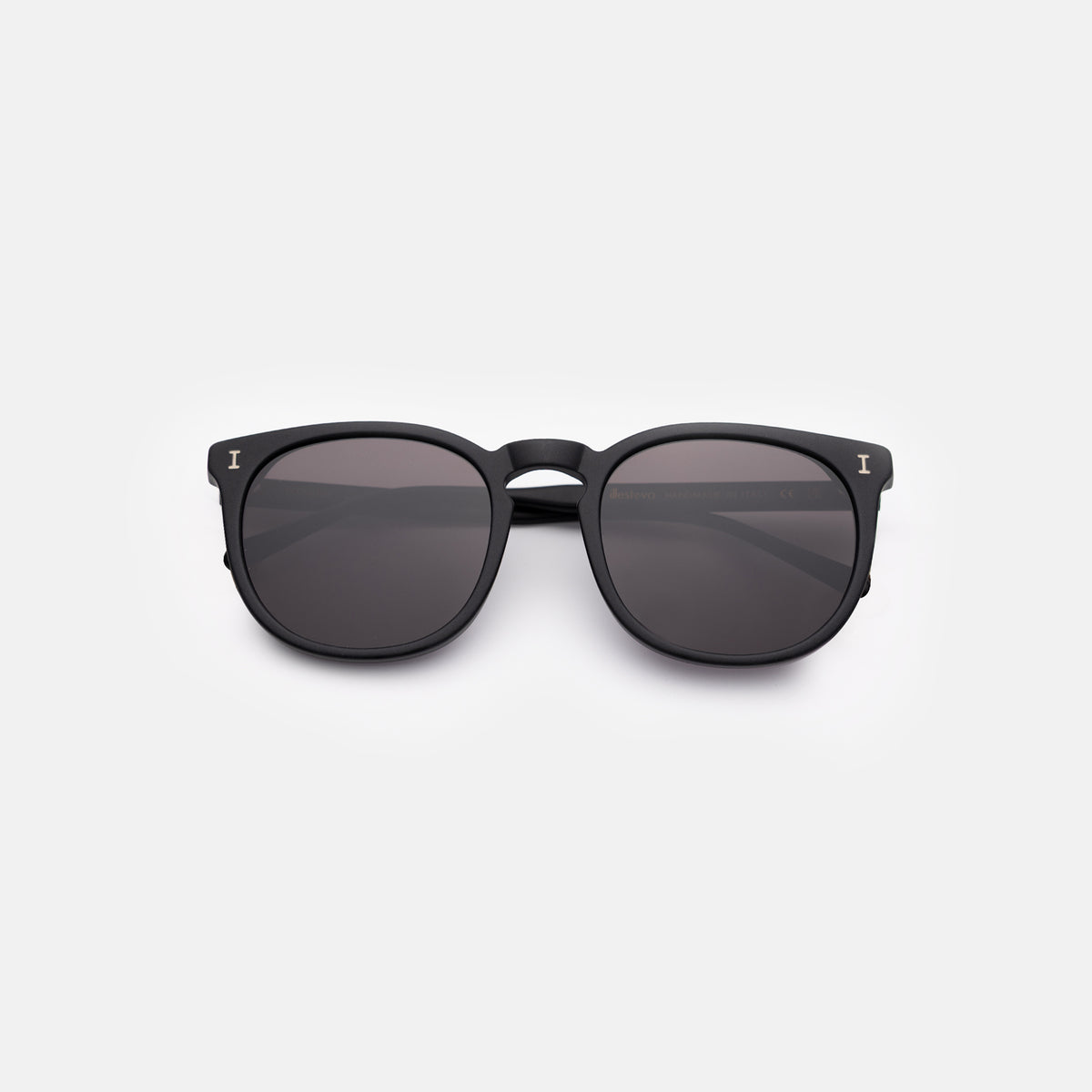 Eldridge 56 Sunglasses in Matte Black with Grey Flat lenses