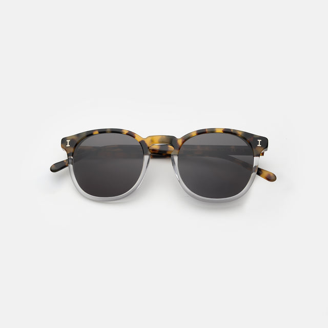 Eldridge Sunglasses side view in H/H Tortoise/Clear / Grey Flat