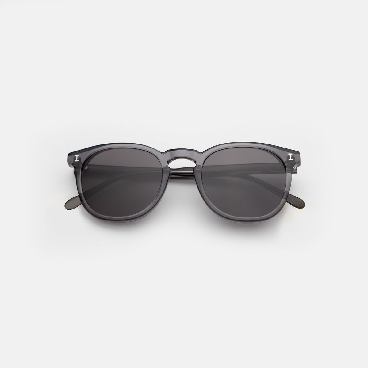 Eldridge Sunglasses in Mercury with Grey Flat lenses