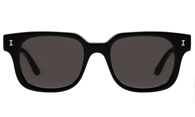 Ellison Sunglasses in Black with Grey Flat
