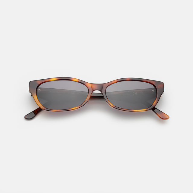 Encinitas Sunglasses side view in Havana / Grey