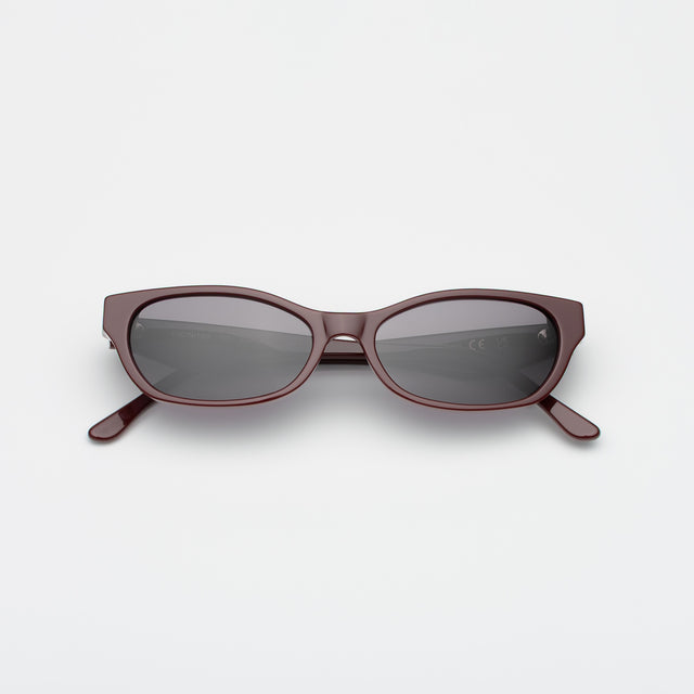Encinitas Sunglasses side view in Bordeaux / Grey