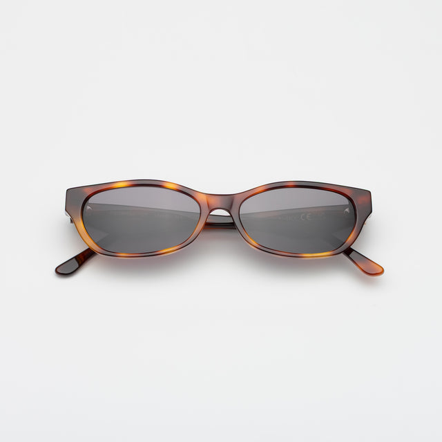Encinitas Sunglasses side view in Havana / Grey