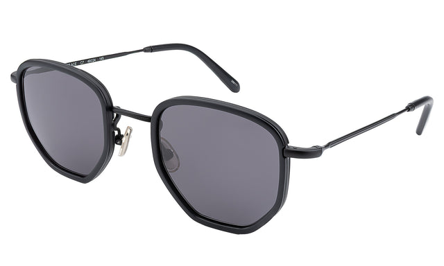 Hunter Ace Sunglasses Side Profile in Matte Black / Grey