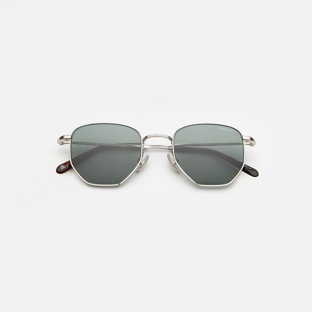 Hunter Sunglasses side view in Silver / Olive