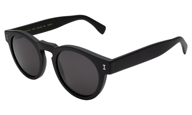 Leonard Polarized Sunglasses side view in Matte Black / Grey Polarized