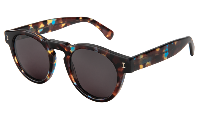 Leonard Sunglasses Side Profile in Sea Glass / Grey