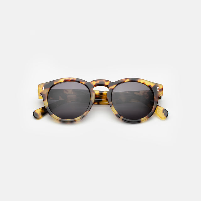 Leonard (Classic Flex Hinge) Sunglasses Product Shot