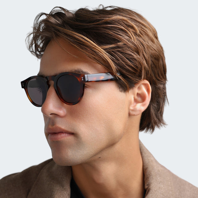 Leonard Sunglasses Shown on Model