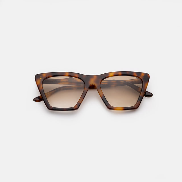 Lisbon Sunglasses side view in Havana / Taupe Gradient