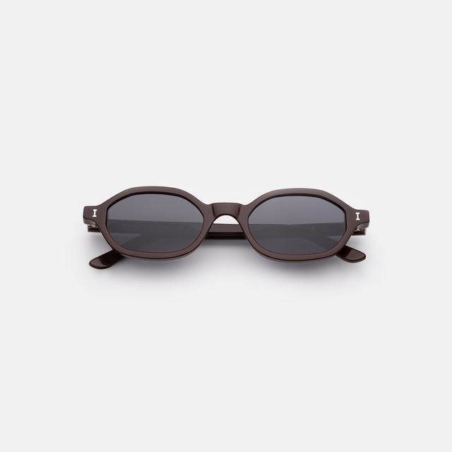 Munich Sunglasses side view in Bordeaux / Grey Flat