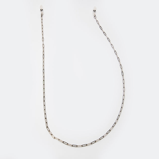 Full view of the sunglass chain Sunglass Chain side view in Silver Paper Link