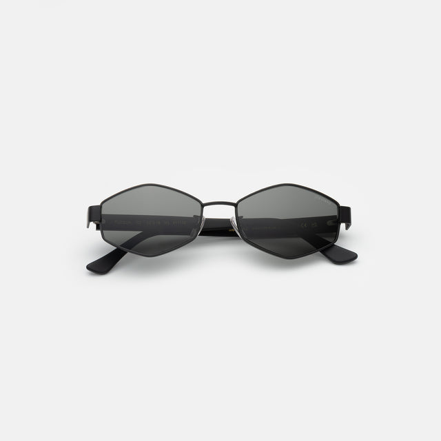 Tucson Sunglasses side view in Matte Black / Grey