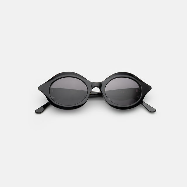 Willow Sunglasses side view in Black / Grey