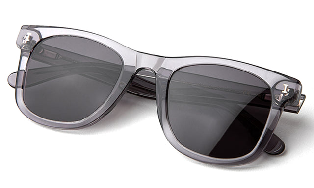 James Sunglasses Side Profile in Mercury Grey