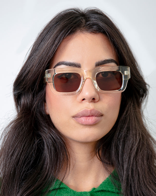 illesteva Lewis Sunglasses wearing Lewis Sunglasses Champagne with Brown Flat