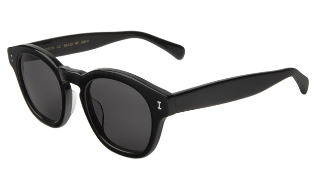 Madison Sunglasses side view in Black Grey