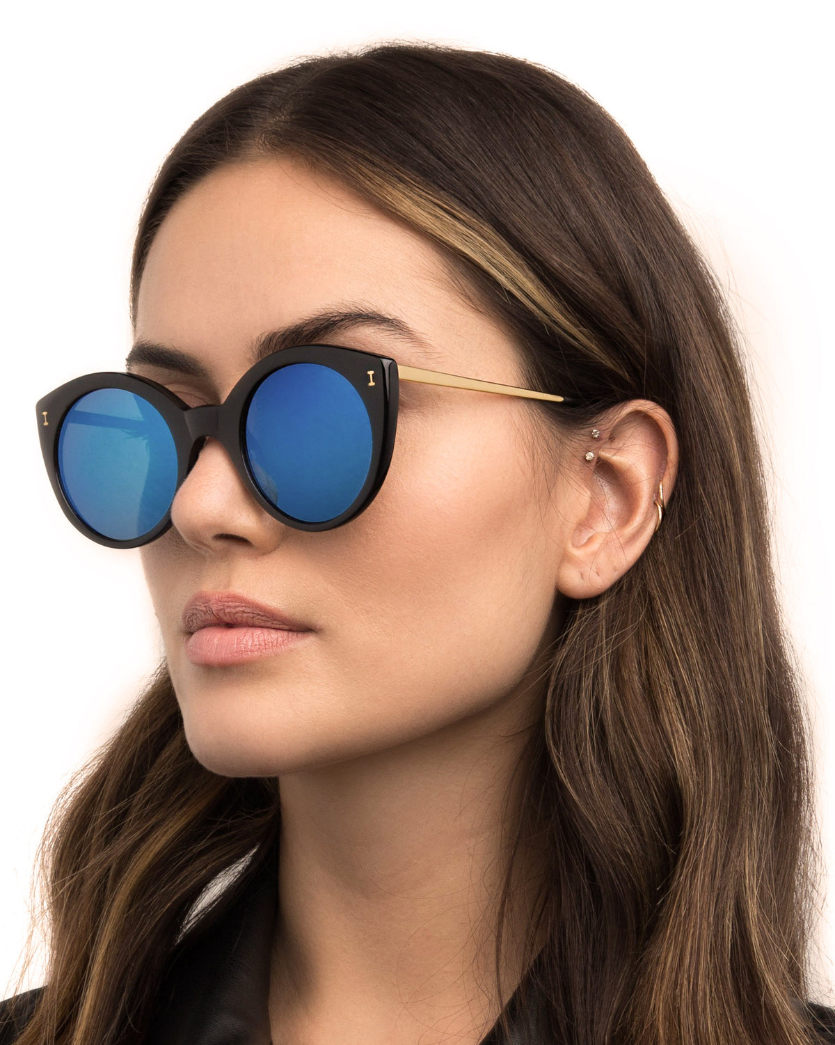 Woman wearing Palm Beach Sunglasses in Black Blue Mirror